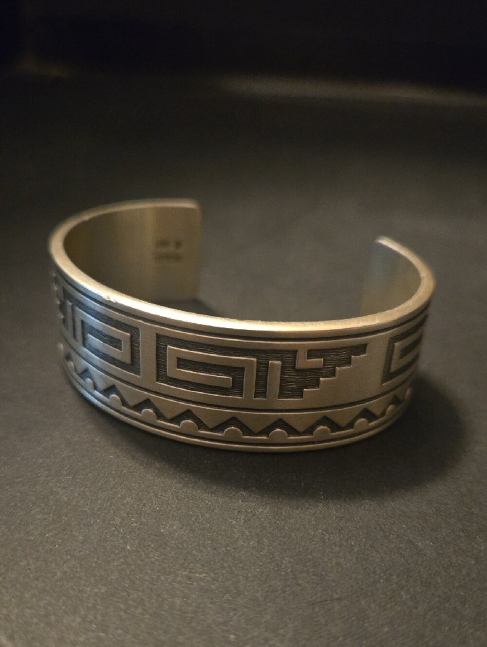 Stunning Vintage Hopi Silver Kabana Cuff Bracelet - Picture 10 of 10